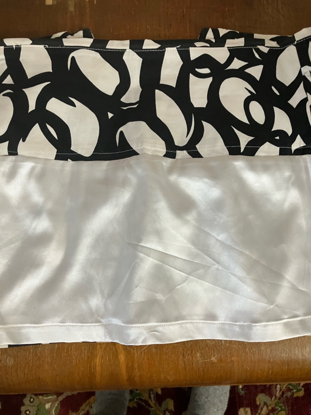 Club Monaco Black & White Abstract Mini Skirt - Picture 7 of 8